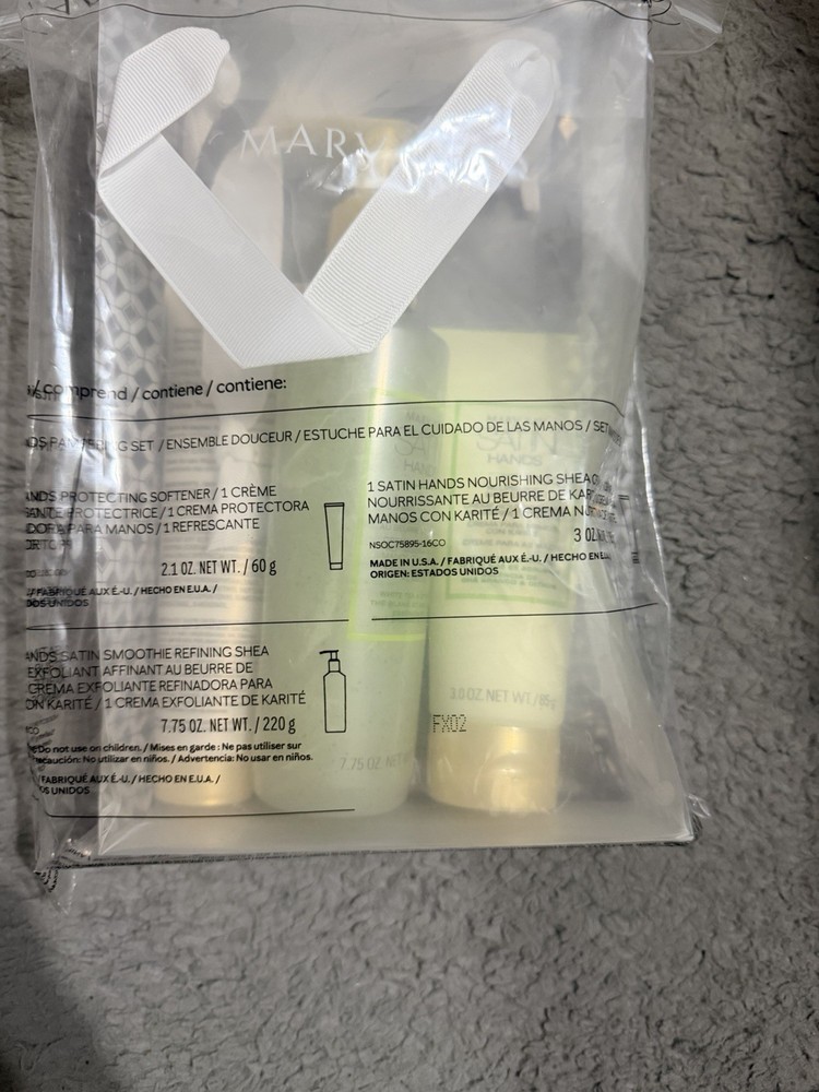 Mary Kay Satin Hands Shea Butter Hand Care Set Cream + Hand Exfoliating Cream