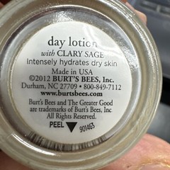Burt’s Bees Intence Hydration Day Lotion With Clary Lotion 0.25oz/7g been opened