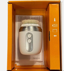 New In Box Clarisonic Mia Fit Skin Cleaning Face Brush PINK/WHITE/BLUE/ BLACK