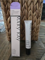 New Mary Kay Oil Mattifier Oily Skin #031573 Full Size .6oz NEW- Discontinued