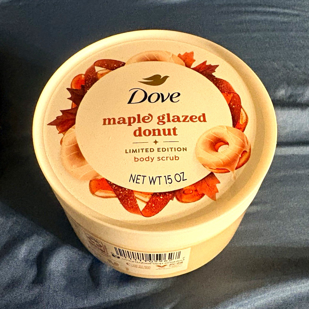 Dove Maple Glazed Donut Body Scrub Limited Edition White 15 oz