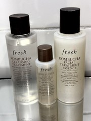Fresh Kombucha Facial Treatment Essence 1.6oz + 0.68oz + Cleansing Treatment