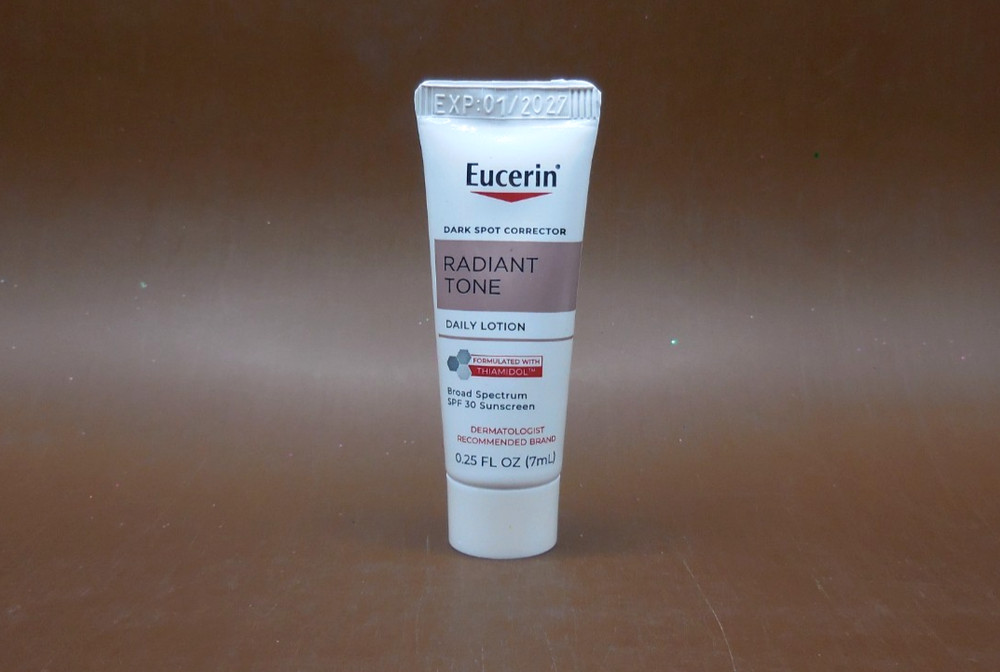 Eucerin Radiant Tone SPF 30 Dark Spot Corrector 0.25 Fl Oz NEW DELUXE SAMPLE