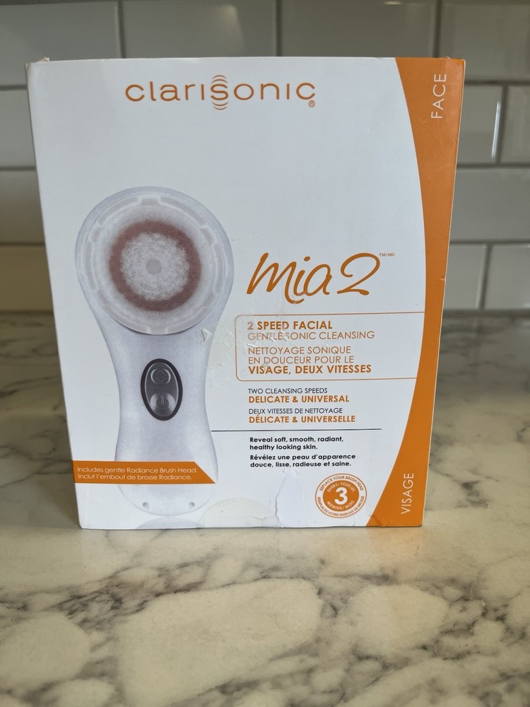 New Clarisonic Mia 2 Sonic Facial Skin Cleansing Brush System – WHITE