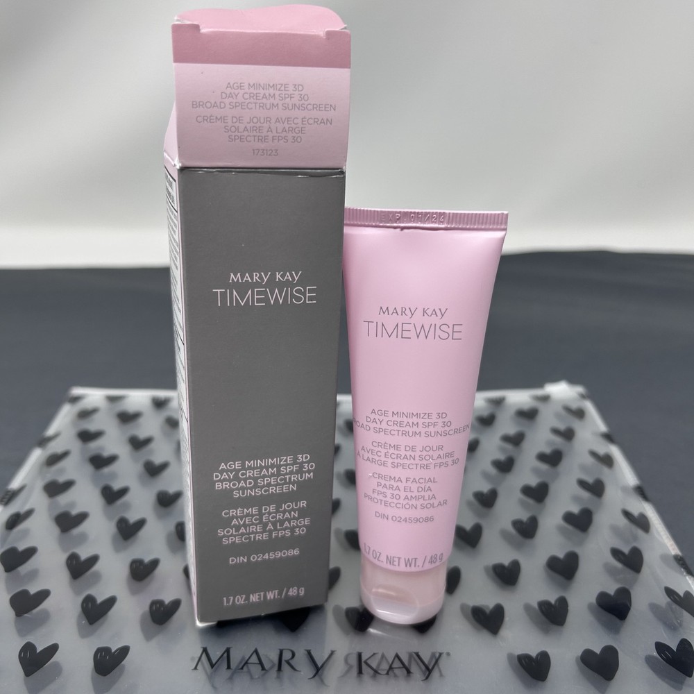 EXP Mary Kay Timewise Age Minimize 3D Day Cream SPF 30 Broad Spectrum Normal Dry