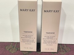 2 Mary Kay TimeWise Daytime Defender Sunscreen Spectrum SPF 30 #217385 Exp 2026