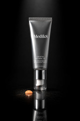 Medik8 Crystal Retinal 10 Retinaldehyde Night Serum Anti Aging Smooth Skin 1oz