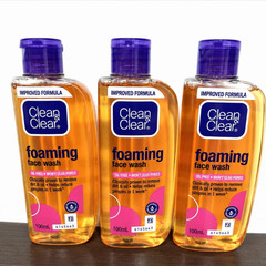 3 X CLEAN & CLEAR Foaming Face Wash (100ml) Glowing Skin Facial Cleanser