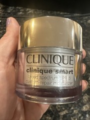 Clinique Smart Broad Spectrum SPF 15 custom repair moisturizer Dry Comb 1.7 Oz