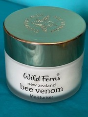 WILD FERNS NEW ZEALAND BEE VENOM MOISTURISER 3.52 OZ EXP 7/28